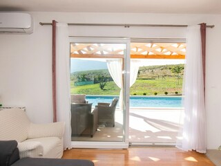 Holiday house Ružić Features 47