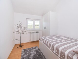 Holiday house Ružić Features 36