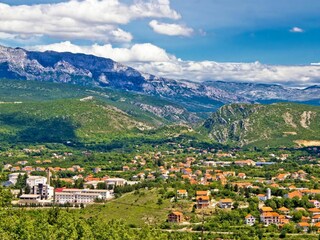 Apartment Puljane Ausstattung 12