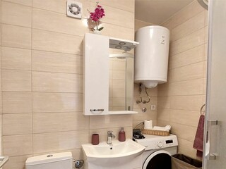 Apartment Puljane Ausstattung 14