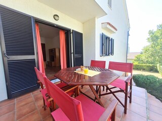 Apartment Novi Vinodolski Außenaufnahme 2