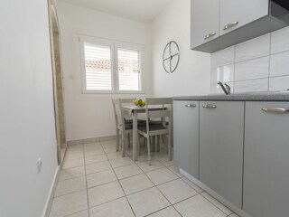 Apartment Tisno Ausstattung 12