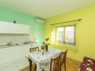 Apartment Brodarica Features 4