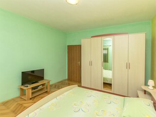 Apartment Brodarica Features 8