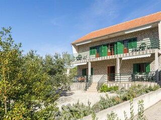 Apartment Brodarica Außenaufnahme 3