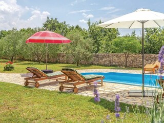 Holiday house Puljane Features 11