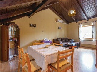 Holiday house Puljane Features 12