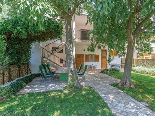 Holiday house Puljane Features 18