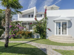 Apartment Kein Titel