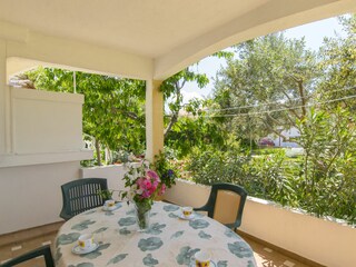 Apartment Povljana Ausstattung 2