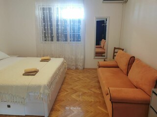 Apartment Povljana Features 13