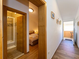 Apartment Nin Ausstattung 21