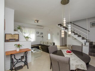 Ferienhaus Supetar Ausstattung 24