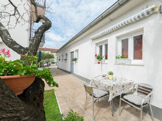 Apartment Srima Außenaufnahme 9