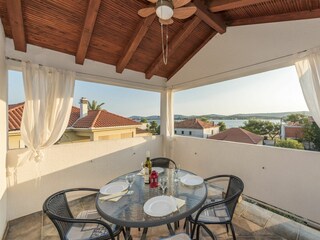 Apartment Turanj Features 4
