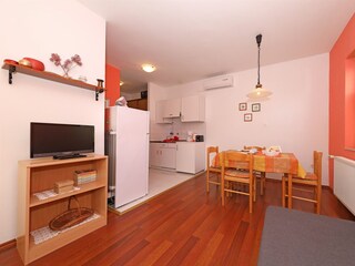 Apartment Turanj Features 7