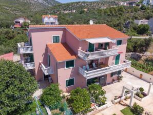 Apartments Mirko - Seget Vranjica - image1