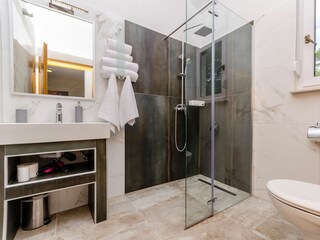 Apartment Okrug Gornji Ausstattung 3