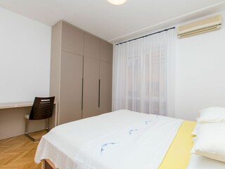 Apartment Jesenice bei Dugi Rat Ausstattung 15