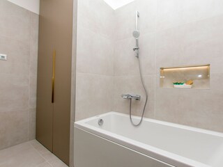 Apartment Jesenice bei Dugi Rat Ausstattung 23