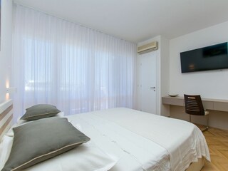 Apartment Jesenice bei Dugi Rat Ausstattung 10