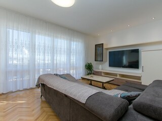 Apartment Jesenice bei Dugi Rat Ausstattung 19