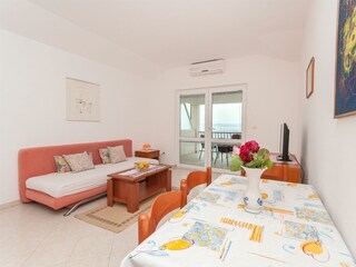 Apartment Krvavica Features 8