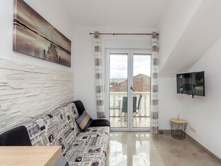 Apartment Okrug Gornji Features 10
