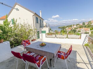 Holiday house Splitska Features 2