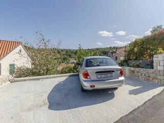 Holiday house Splitska Features 9