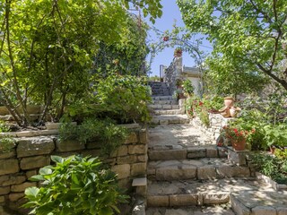 Holiday house Splitska Features 11