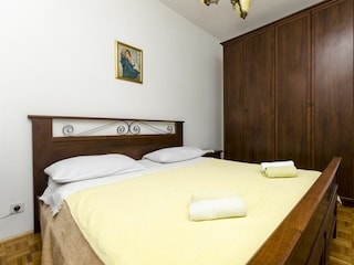 Holiday house Splitska Features 6
