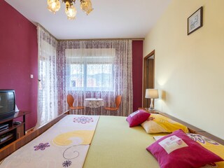 Apartment Vinisce Features 14