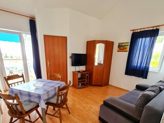 Apartment Okrug Donji Features 4