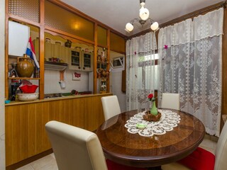 Apartment Povlja Ausstattung 6