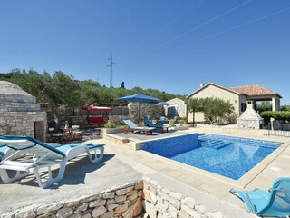 Holiday house Postira Features 5