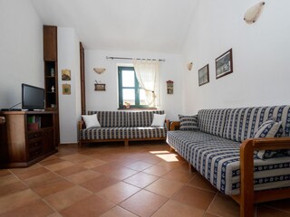 Apartment Zivogosce Features 8