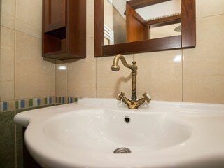 Apartment Zivogosce Features 16