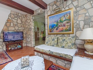 Apartment Orebic Features 9