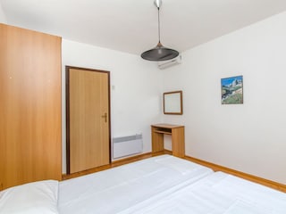 Apartment Orebic Features 9