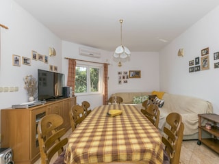 Ferienhaus Jesenice bei Dugi Rat Ausstattung 26