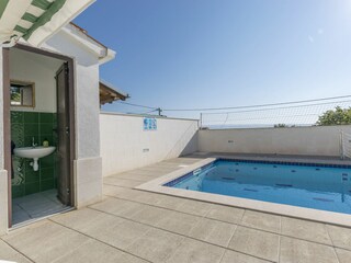 Ferienhaus Jesenice bei Dugi Rat Ausstattung 15