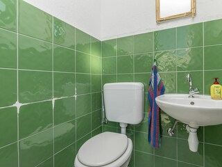 Ferienhaus Jesenice bei Dugi Rat Ausstattung 26