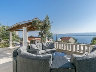 Ferienhaus Jesenice bei Dugi Rat Außenaufnahme 2