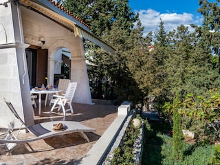Holiday house Okrug Donji Features 35