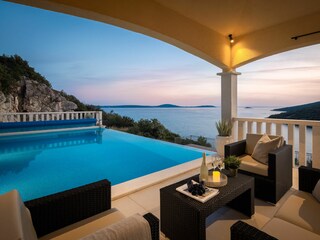 Holiday house Sevid Features 11