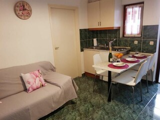 Apartment Srima Features 10