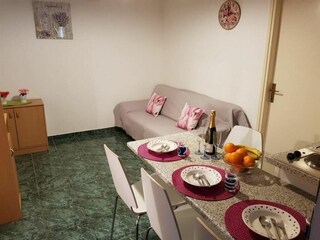 Apartment Srima Features 17