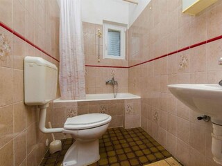 Apartment Grebastica Ausstattung 12