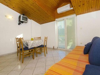 Apartment Grebastica Ausstattung 8